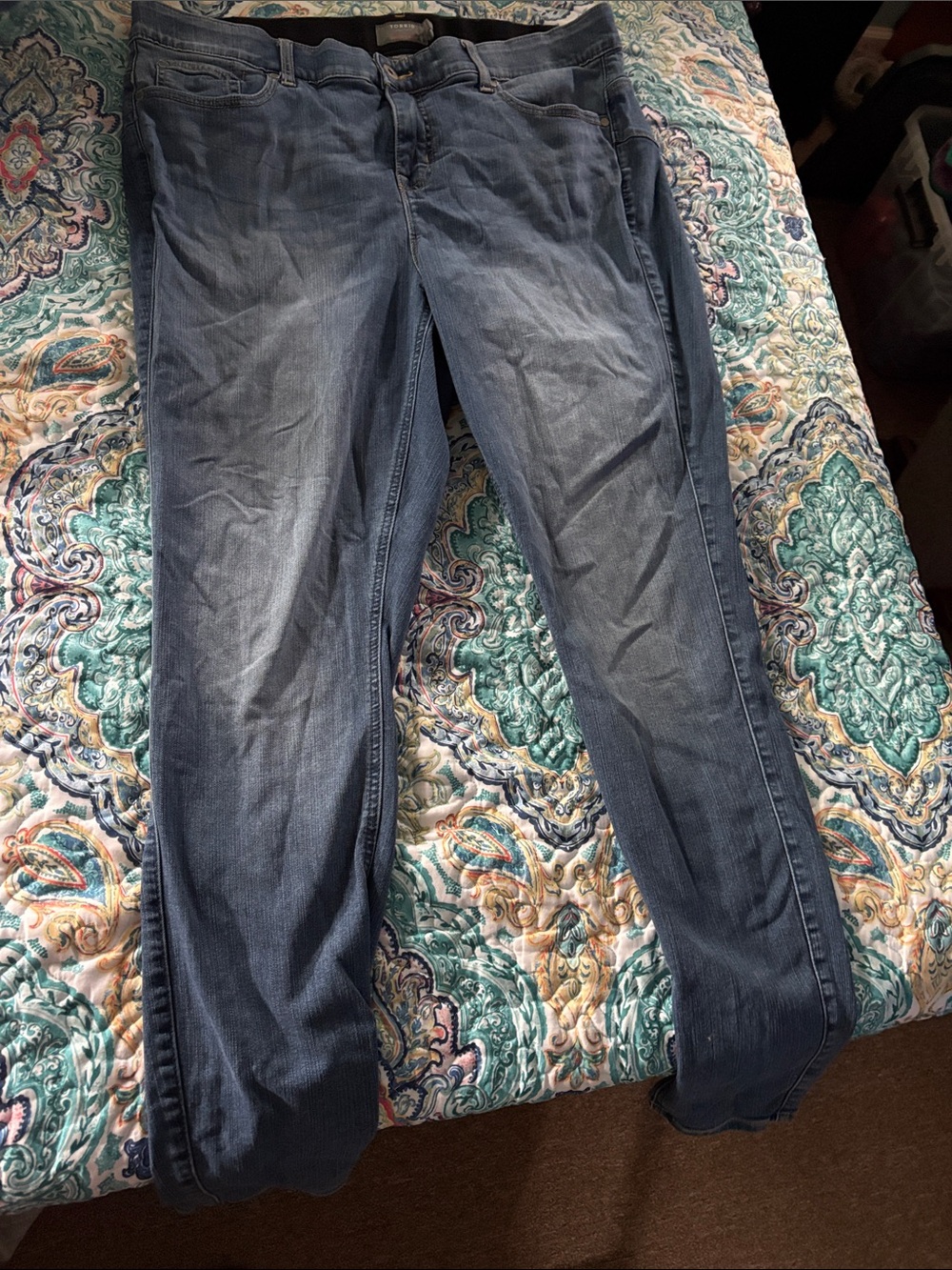 Torrid plus size skinny blue jeans, size 20 xtra tall. Lightly worn!